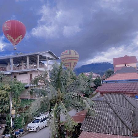 Vang Vieng Victory Guesthouse Esterno foto